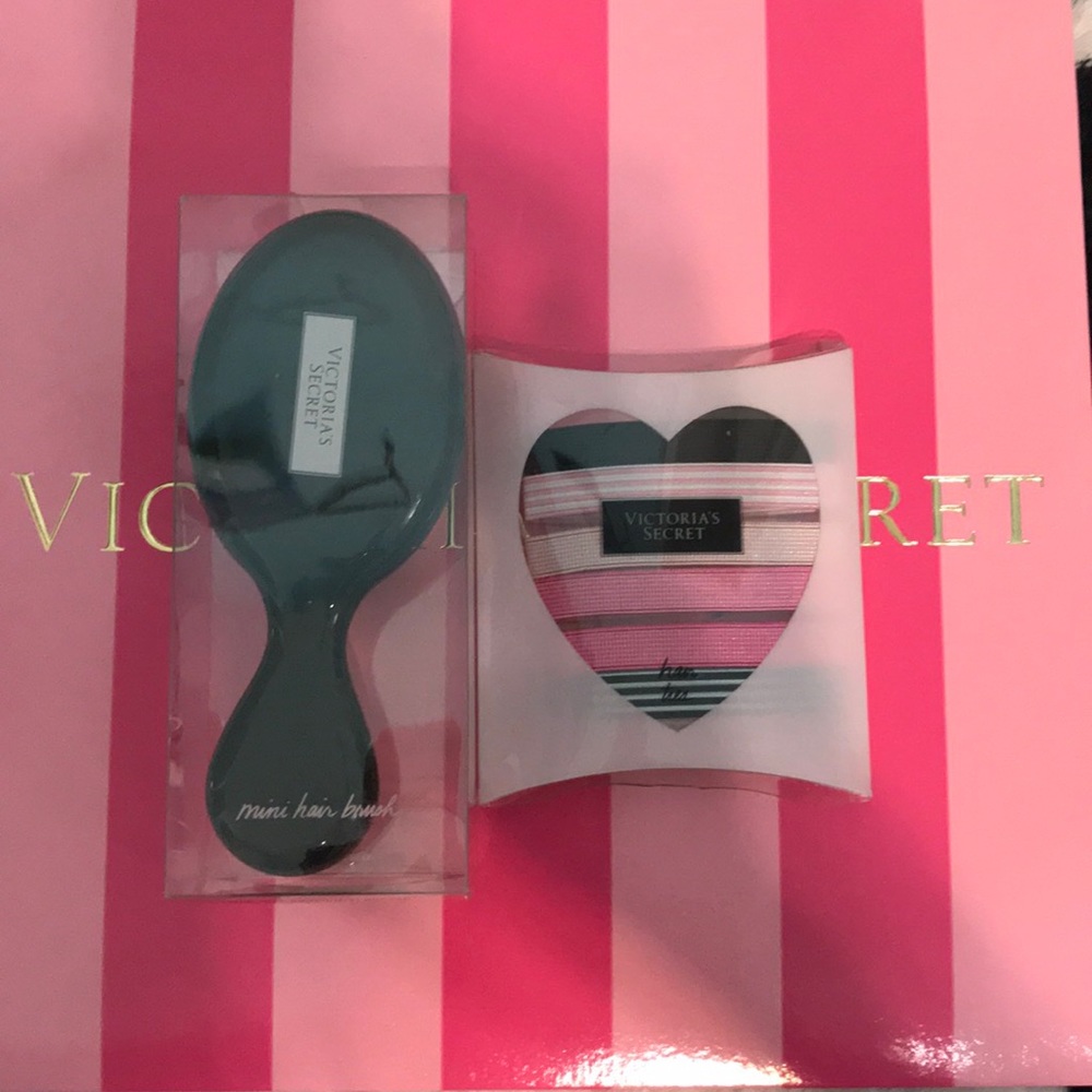 Victoria’s Secret hair brush and hair ties bundle - Picture 1 of 4